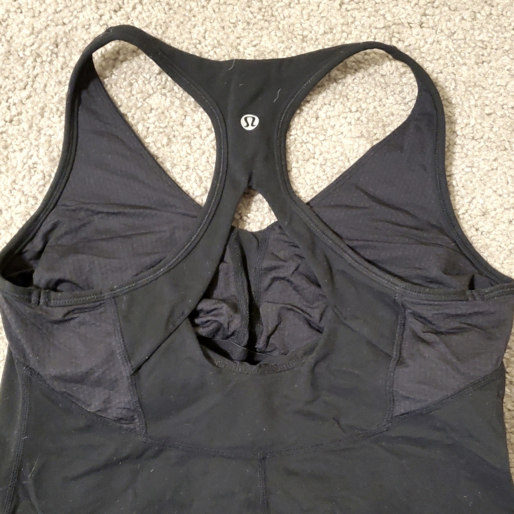 Lululemon tank